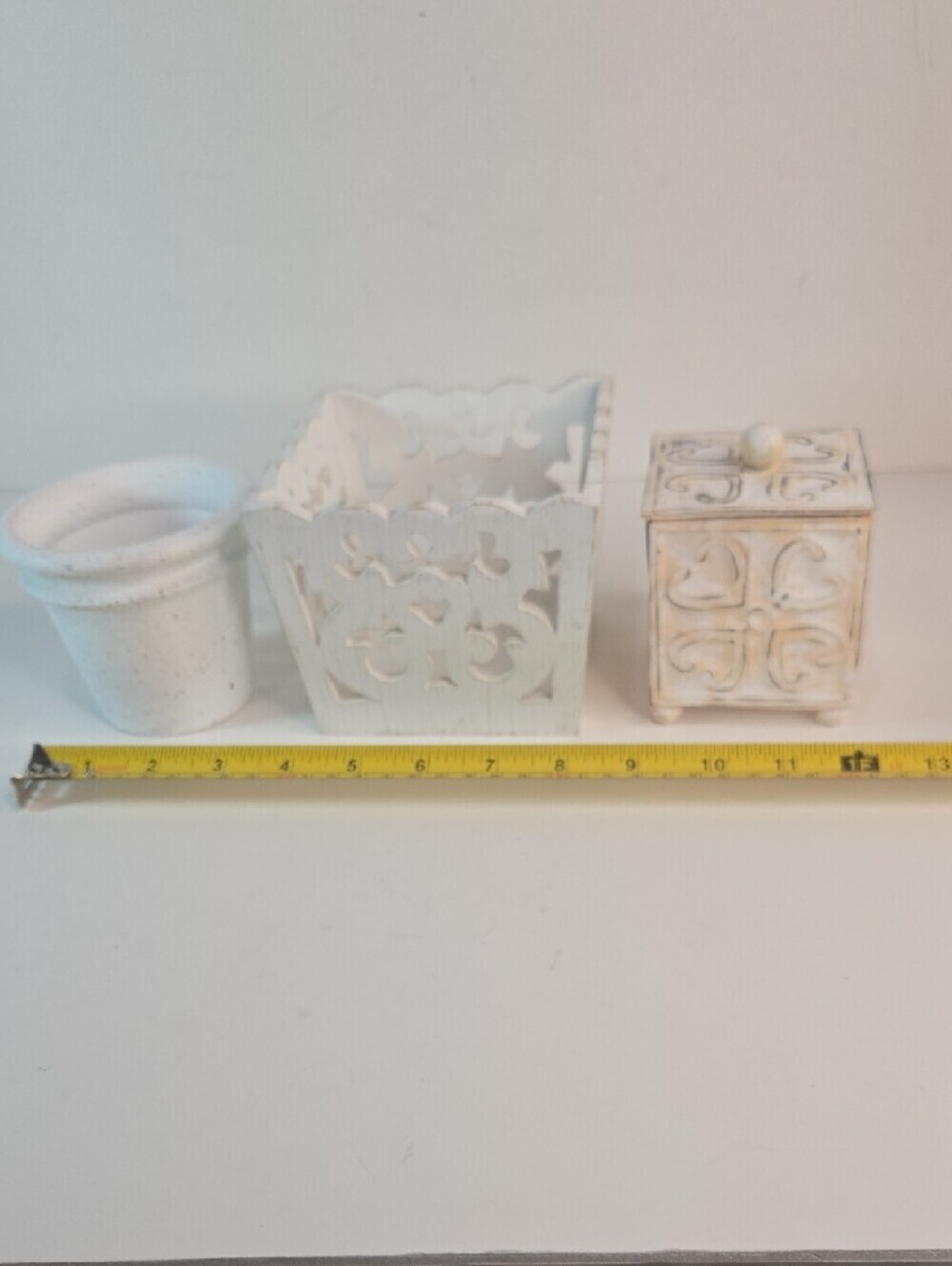 Set of 3 White Decorative Home Accent Vases and Box Shabby Chic Cottage Core - Picture 9 of 11